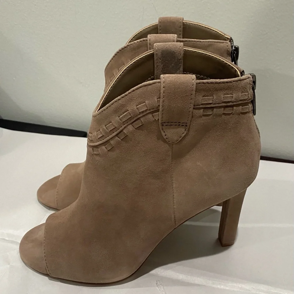 Vince Camuto Shorana Open Toe Bootie size 7